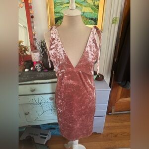 DIVIDED Elegant Crushed Velvet Pink Dress w Shoulder Ties 6 Bodycon Stretch VGUC